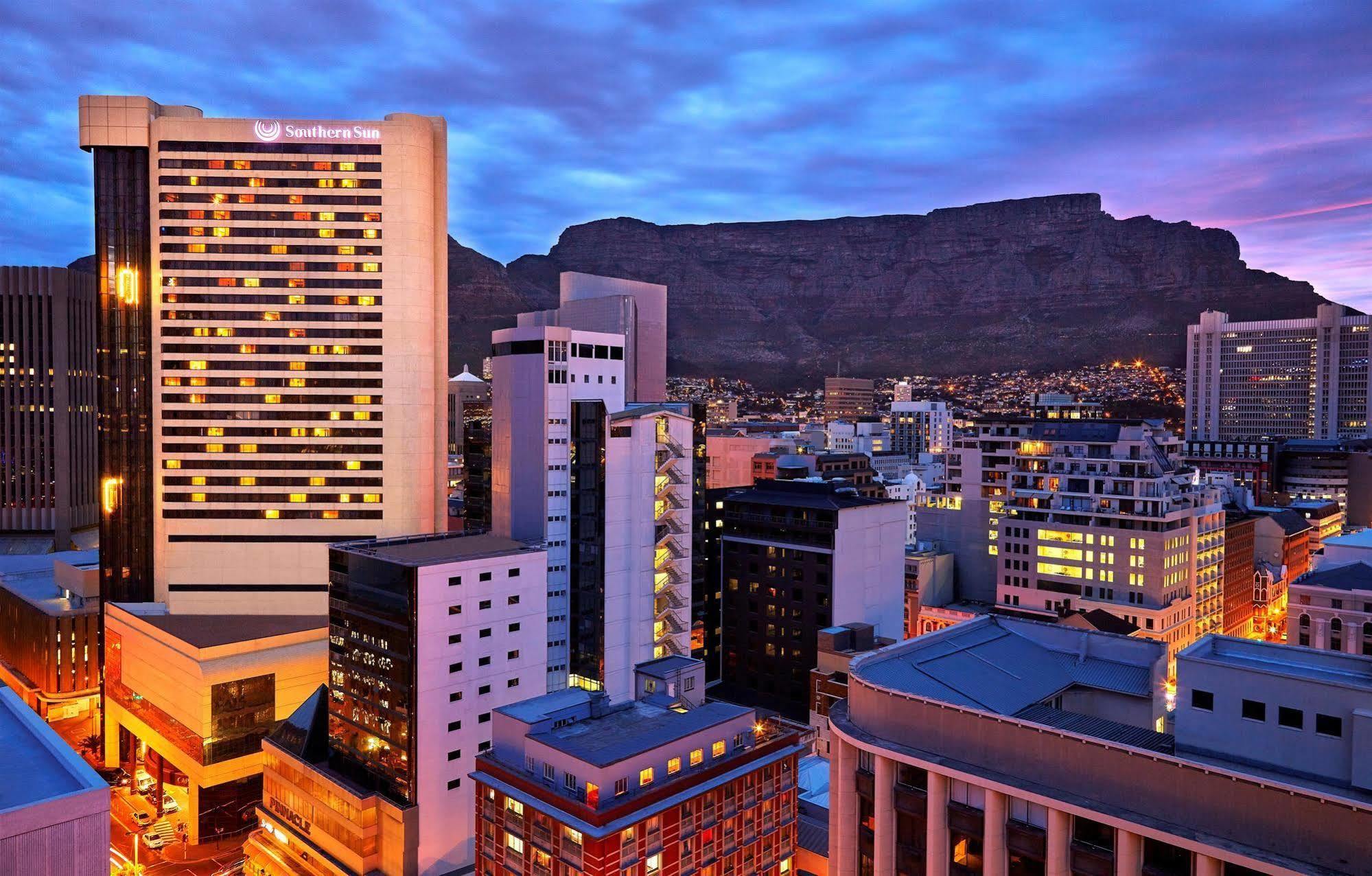 Southern Sun Cape Sun Cape Town Exterior photo